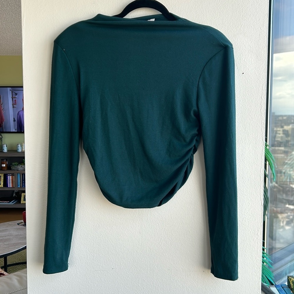Lush dark green top